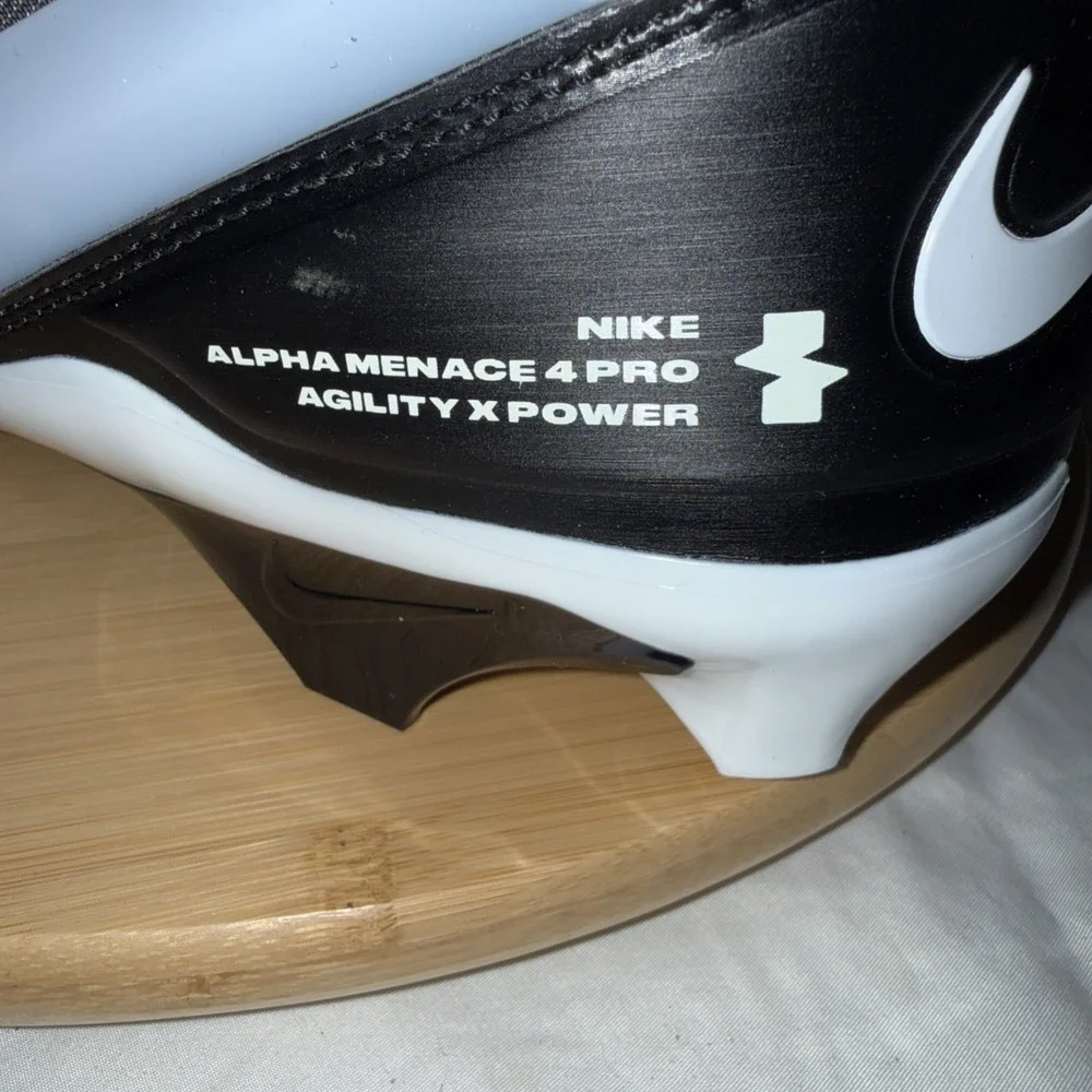 Nike Alpha Menace 4‎ Pro Football Cleats Black/White FZ7702-005 Men's Size 15